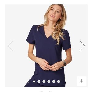 Figs Casma 3 pocket scrub top size S Navy
